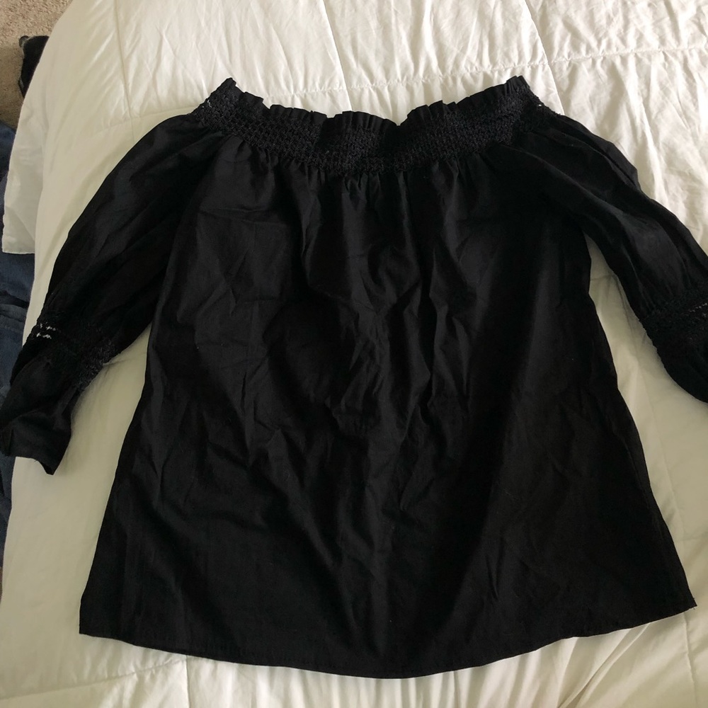 Blouse with pretty detailing